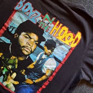 ◇[BNTH]◇ Vintage style graphic print tee.